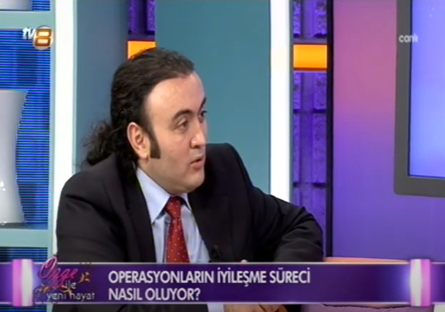 Jinekomasti nedir? Op. Dr. Deniz Küçükkaya anlatıyor…